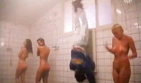 Een Franse bende verkrachtte filme cu femei ce se fut jonge vrouwen.