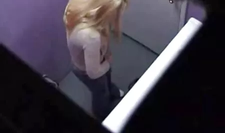 Twee vriendinnen zijn lesbisch en hebben kleine filme porno gratis zoo dildo ' s.