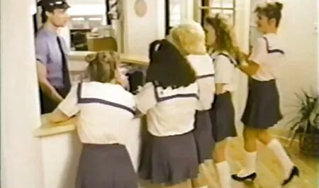 Extremistische leiders straften de student filme porno gratis net met een goed leer.