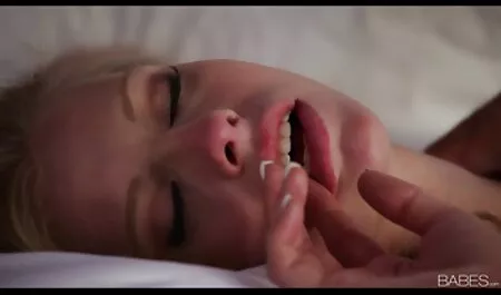 Verborgen camera in de geest van de film gratis xxxl vrouw