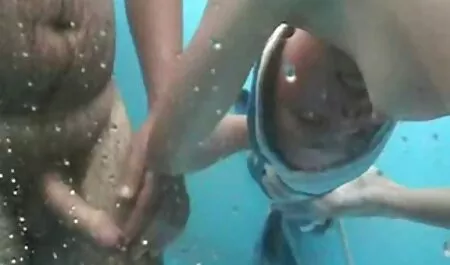 Jonge Thai met filme porno gratis cu italience een mooi poesje