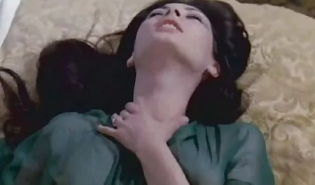 Russische tiener houdt porno cu chinezoaice gratis van ruw houdt van zichzelf