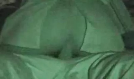 Een dief werd op straat gepakt en naar huis gesleept om in zijn kont filme porno gratis on line te neuken.