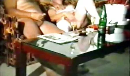 Volwassen stiefvader slaat en neukt. film porno studente