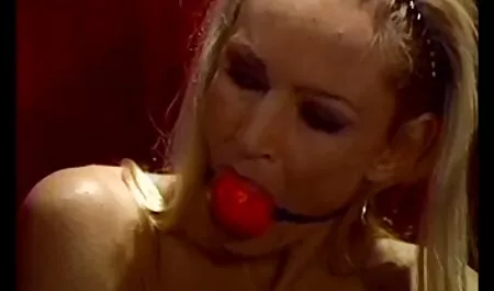 Porno actrices filme poruno met zichzelf Milet MILF