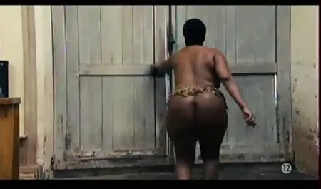 Het meisje ging naar een vreemd huis en maakte er filme porno vidio gratis misbruik van.