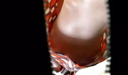 Het sex film porno gratis ontvouwen van de outfit, de provocatie van de leraar kwam met een ruwe blik,