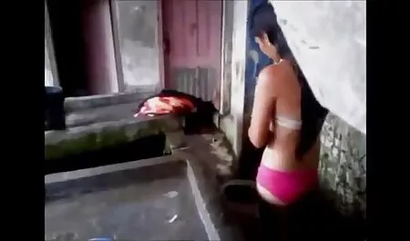 Chubby geeft porno gratis cu caini poesjes en kont