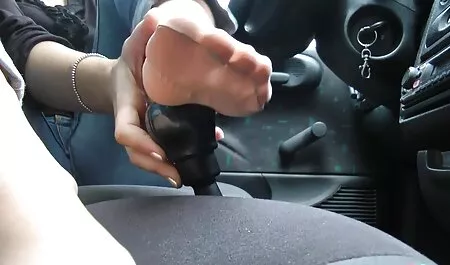 Ze legde haar vriend bovenop haar zus en neukte ze gratis hd sex film allebei.