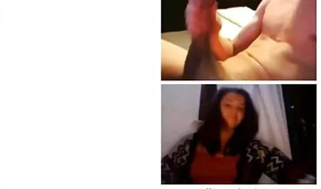 Een drukke zwarte vrouw eet filme xxl video gratis een witte lul