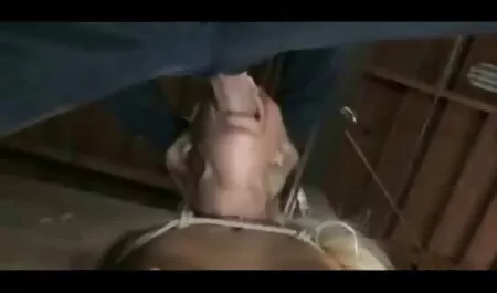 Ik deed een nieuwe therapeutische film noi porno massage met een interne massage geit.